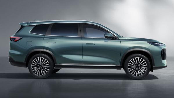 Кроссовер Tenet T8 станет первенцем нового российского бренда Кроссовер Tenet T8 станет первенцем нового российского бренда