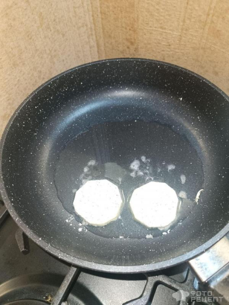 Рецепт: Кабачки жареные, закусочные - С чесноком, классические Рецепт: Кабачки жареные, закусочные - С чесноком, классические