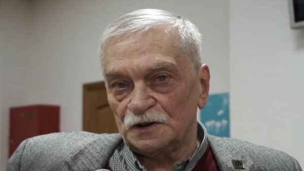 Вся Россия скорбит: каким запомнят режиссера Виктора Бутурлина коллеги и поклонники Вся Россия скорбит: каким запомнят режиссера Виктора Бутурлина коллеги и поклонники
