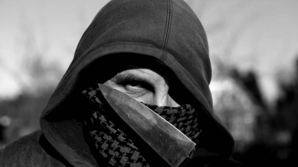 Сдающие в аренду жилье девушки стали жертвами маньяка в Ростовской области Сдающие в аренду жилье девушки стали жертвами маньяка в Ростовской области