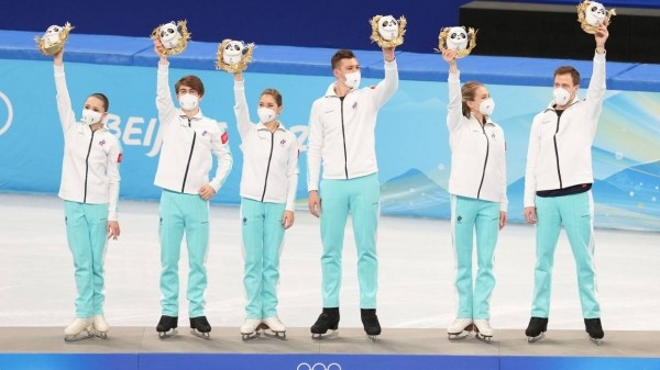 ОКР намерен добиться от МОК награждения российских фигуристов на Олимпиаде ОКР намерен добиться от МОК награждения российских фигуристов на Олимпиаде