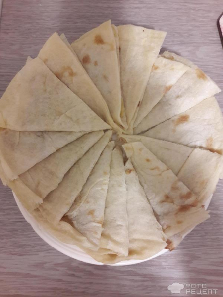 Рецепт: Лепешки с начинкой из пюре картофеля - По-домашнему на сковороде. Рецепт: Лепешки с начинкой из пюре картофеля - По-домашнему на сковороде.
