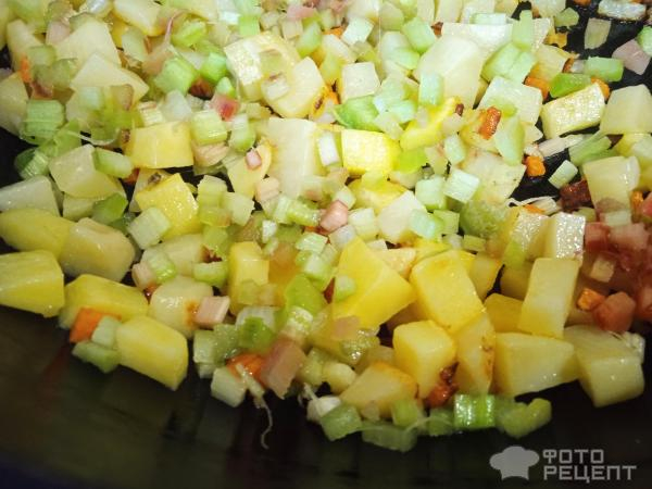 Рецепт: Суп куриный с овощами и зеленью - с ревенем и шпинатом Рецепт: Суп куриный с овощами и зеленью - с ревенем и шпинатом