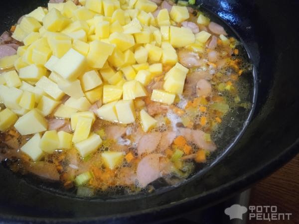 Рецепт: Овощной суп с сосисками - и шпинатом Рецепт: Овощной суп с сосисками - и шпинатом