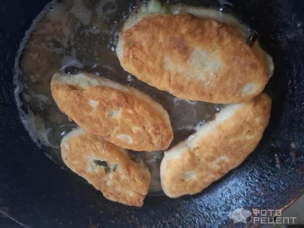 Рецепт: Жареные пирожки с яйцом и зеленым луком - Готовлю с любовью. Рецепт: Жареные пирожки с яйцом и зеленым луком - Готовлю с любовью.