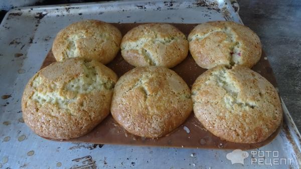 Рецепт: Кекс с начинкой из клюквенного желе - Простые и очень вкусные. Рецепт: Кекс с начинкой из клюквенного желе - Простые и очень вкусные.