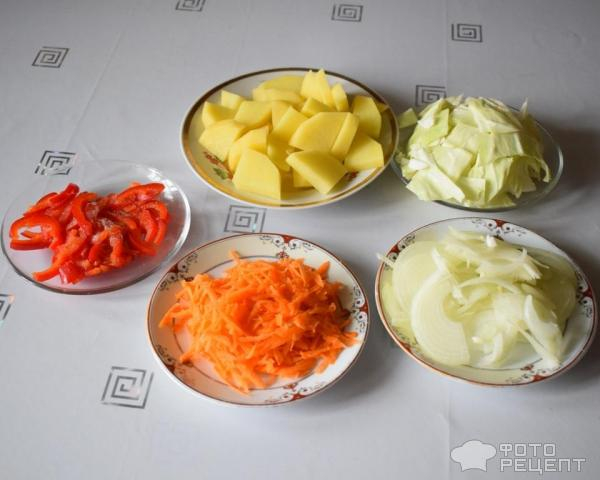 Рецепт: Куриный окорочок с овощами в горшочках - с копчёной паприкой Рецепт: Куриный окорочок с овощами в горшочках - с копчёной паприкой