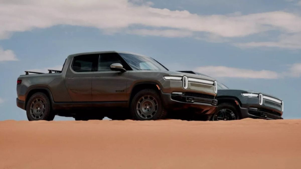 Четырехмоторные Rivian R1S и R1T Quad возвращаются Четырехмоторные Rivian R1S и R1T Quad возвращаются
