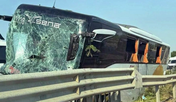 СМИ: автобус с российскими туристами попал в ДТП в Турции СМИ: автобус с российскими туристами попал в ДТП в Турции