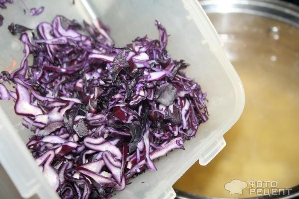 Рецепт: Красный суп - С краснокочанной капустой и заготовкой из свеклы Рецепт: Красный суп - С краснокочанной капустой и заготовкой из свеклы