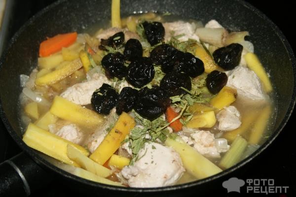 Рецепт: Индейка с овощами - с любистоком Рецепт: Индейка с овощами - с любистоком
