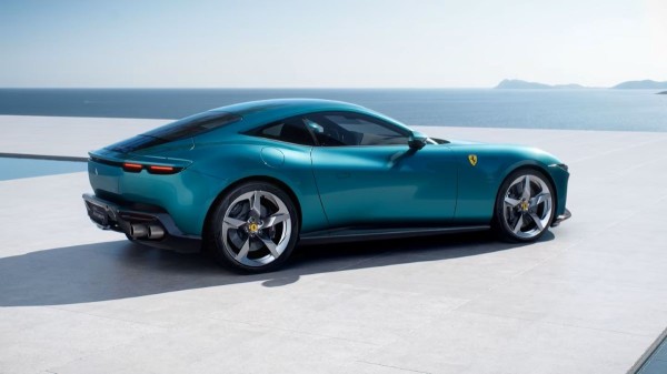 Купе Ferrari Amalfi стало эволюцией модели Roma Купе Ferrari Amalfi стало эволюцией модели Roma