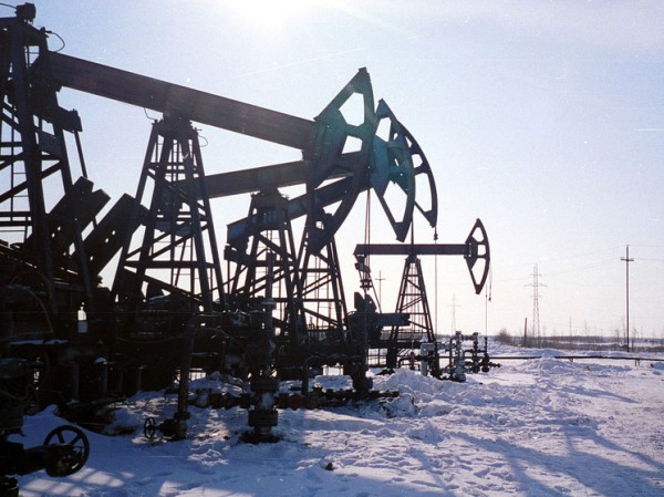 $47 за баррель: к чему приведет новый потолок цен на российскую нефть