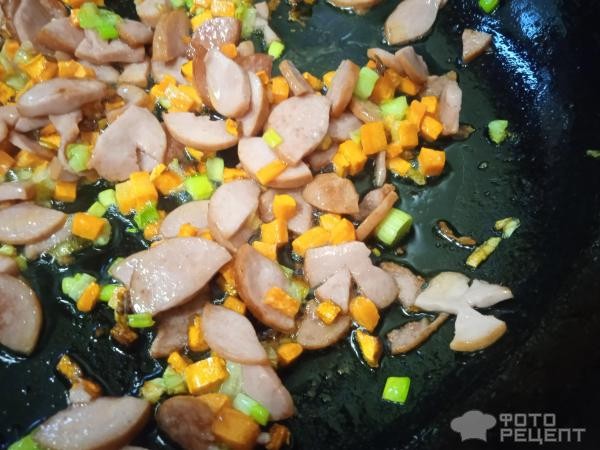 Рецепт: Овощной суп с сосисками - и шпинатом Рецепт: Овощной суп с сосисками - и шпинатом