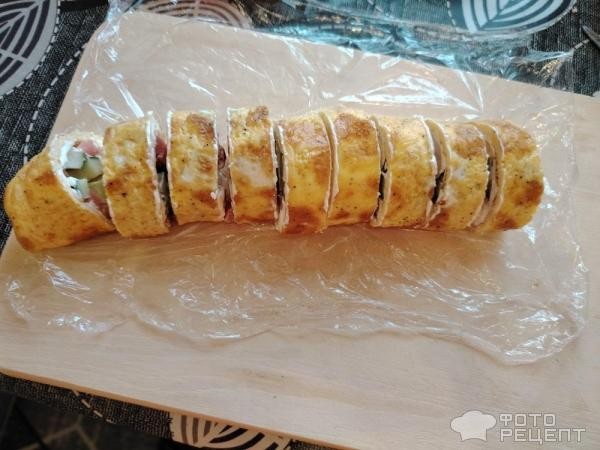 Рецепт: Яичный ролл - с горбушей Рецепт: Яичный ролл - с горбушей