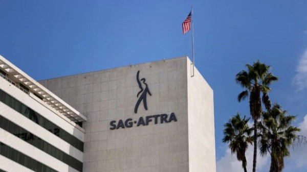 
                SAG-AFTRA завершила почти годовую забастовку — актеры добились защиты от ИИ и повышения ставок
            