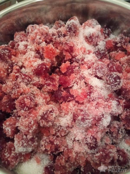 Рецепт: Вишневое варенье - Одновременно готовим два продукта! Рецепт: Вишневое варенье - Одновременно готовим два продукта!