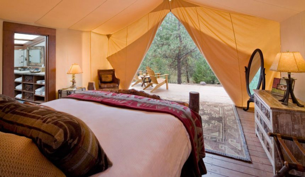 Опрос: только 5% россиян за последние 5 лет отдыхали в глэмпингах