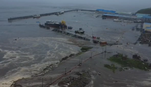 В Камчатском крае усилят контроль за туристическими маршрутами после землетрясения В Камчатском крае усилят контроль за туристическими маршрутами после землетрясения
