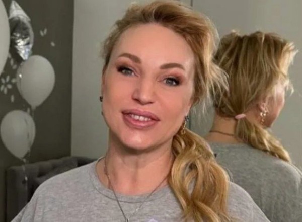 Алла Довлатова ушла из эфира "Русского радио"