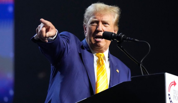 Правление Дональда Трампа обвалило туризм в США Правление Дональда Трампа обвалило туризм в США