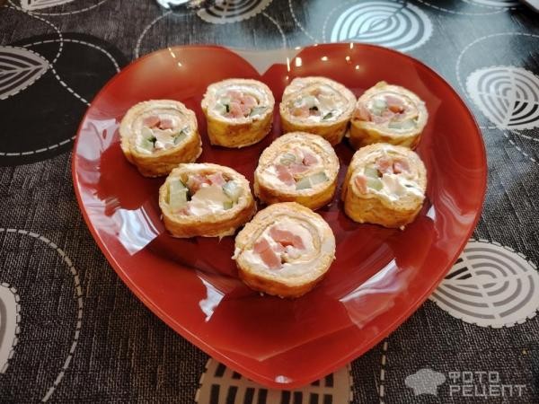 Рецепт: Яичный ролл - с горбушей Рецепт: Яичный ролл - с горбушей