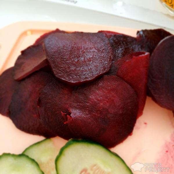 Рецепт: Закуска из печеной свеклы с сыром из ряженки и кедровыми орехами - Вкусная и полезная ПП-закуска всего из трех ингредиентов. Рецепт: Закуска из печеной свеклы с сыром из ряженки и кедровыми орехами - Вкусная и полезная ПП-закуска всего из трех ингредиентов.