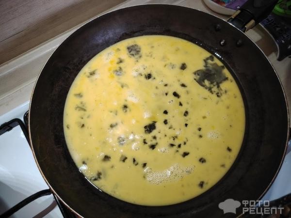 Рецепт: Яичный ролл - с горбушей Рецепт: Яичный ролл - с горбушей