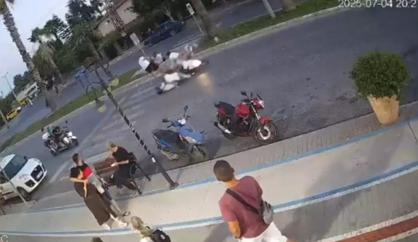 Мотоцикл налетел на российских туристов в Турции Мотоцикл налетел на российских туристов в Турции