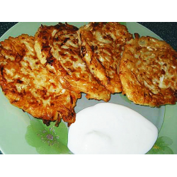 Рецепт: Капустные оладьи - под сливочно-грибным соусом Рецепт: Капустные оладьи - под сливочно-грибным соусом