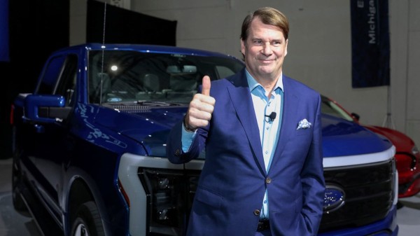 Глава компании Ford опасается прогресса китайского автопрома Глава компании Ford опасается прогресса китайского автопрома
