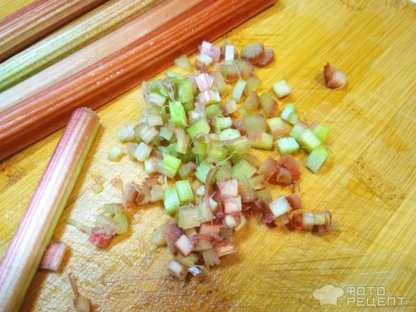 Рецепт: Суп куриный с овощами и зеленью - с ревенем и шпинатом Рецепт: Суп куриный с овощами и зеленью - с ревенем и шпинатом