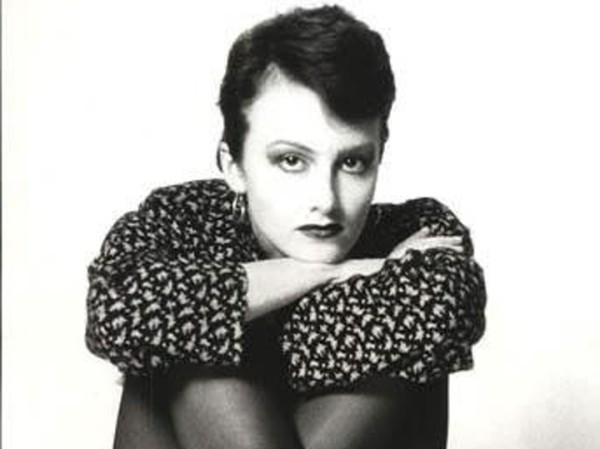 Марина Есипенко отмечает лучшие роли в театральной ретроспективе