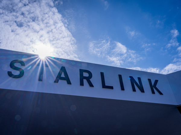 Названы последствия сбоя в интернет-системе Starlink Илона Маска
