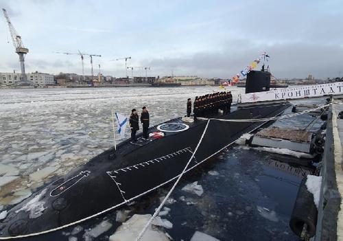 Новейшая подводная лодка «Кронштадт» вошла в ВМФ России Новейшая подводная лодка «Кронштадт» вошла в ВМФ России