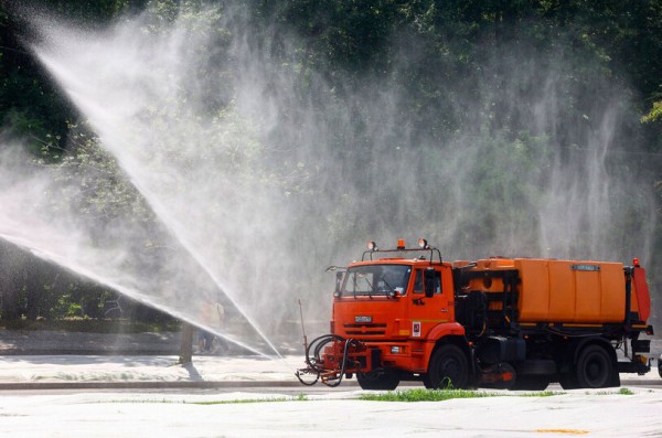 «Приготовиться к жаре +35…36°С»: врачи рассказали, как спасаться от зноя разным возрастным категориям