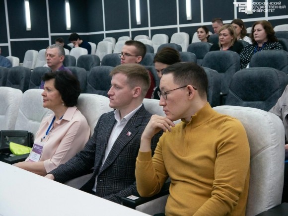 «Технологическое предпринимательство на Дальнем Востоке: новые перспективы и сотрудничество вузов»   «Технологическое предпринимательство на Дальнем Востоке: новые перспективы и сотрудничество вузов»