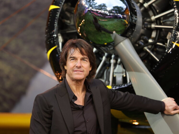 Том Круз великодушно «простил» Oasis «мелкого хрена»