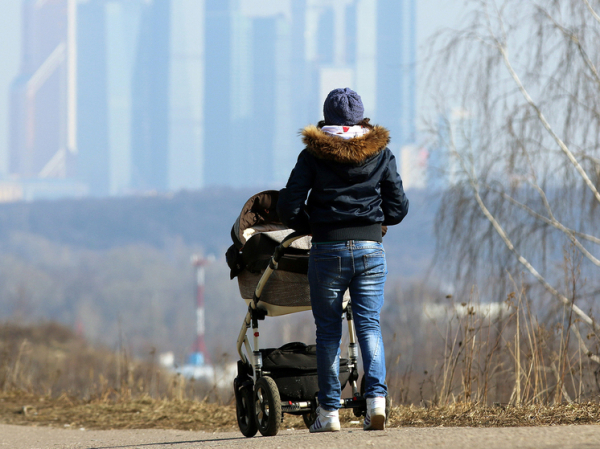 Учиться, не отходя от ребенка: в ВУЗах хотят организовать детские комнаты