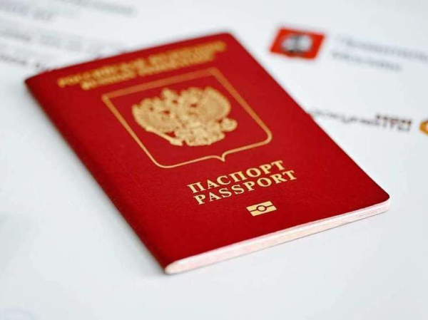 В МВД рассказали, как осужденный иностранец может получить паспорт РФ