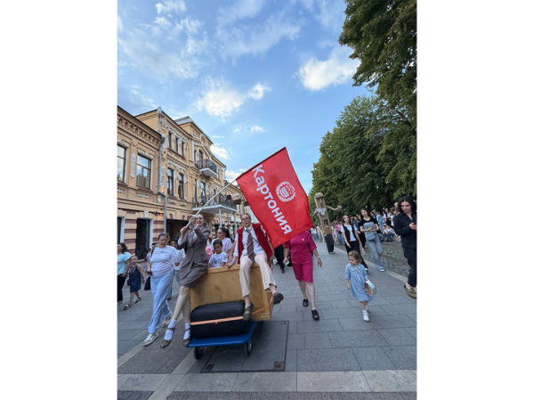 Во Владикавказе вахтанговцы ставят на 13