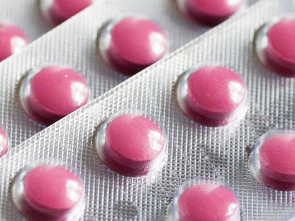 Выпускница Менделеевского университета разработала формулу лекарства для борьбы с курением