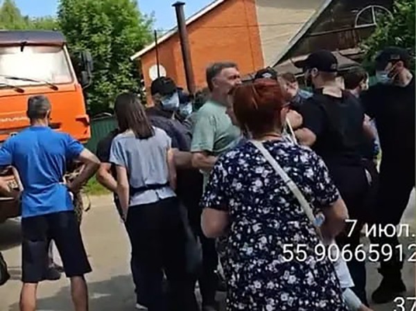 За «Лосиный остров» жители Королёва пошли врукопашную
