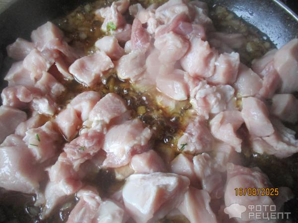 Рецепт: Мясо тушеное с зеленью - типа "сябзи говурма" Рецепт: Мясо тушеное с зеленью - типа "сябзи говурма"