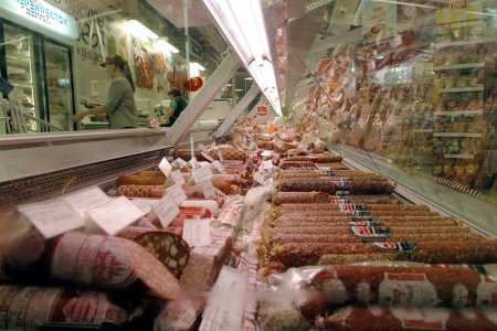Ученые назвали продукты, которые повышают риск рака кишечника Ученые назвали продукты, которые повышают риск рака кишечника