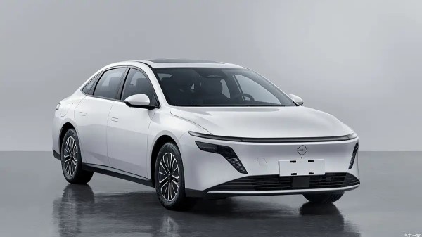 Nissan Teana и Nissan N6: два седана для Китая Nissan Teana и Nissan N6: два седана для Китая