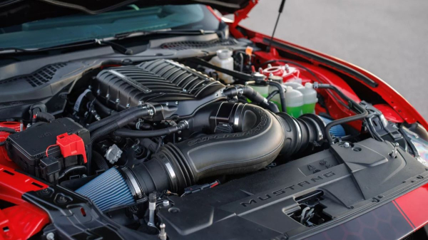 Представлен трековый суперкар Shelby Super Snake-R Представлен трековый суперкар Shelby Super Snake-R