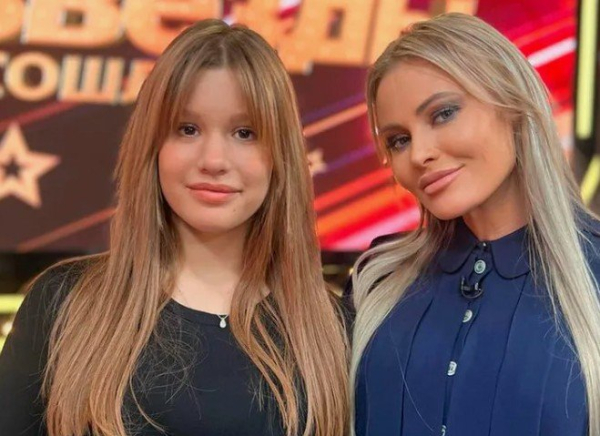 Дана Борисова подарила дочери пластику всего тела Дана Борисова подарила дочери пластику всего тела