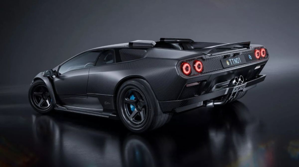 Eccentrica V12 Pacchetto Titano: трековый рестомод на базе Diablo Eccentrica V12 Pacchetto Titano: трековый рестомод на базе Diablo