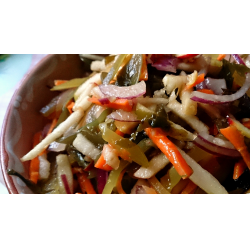 Рецепт: Салат из морской капусты "Японский" - С мясом и омлетом. Рецепт: Салат из морской капусты "Японский" - С мясом и омлетом.